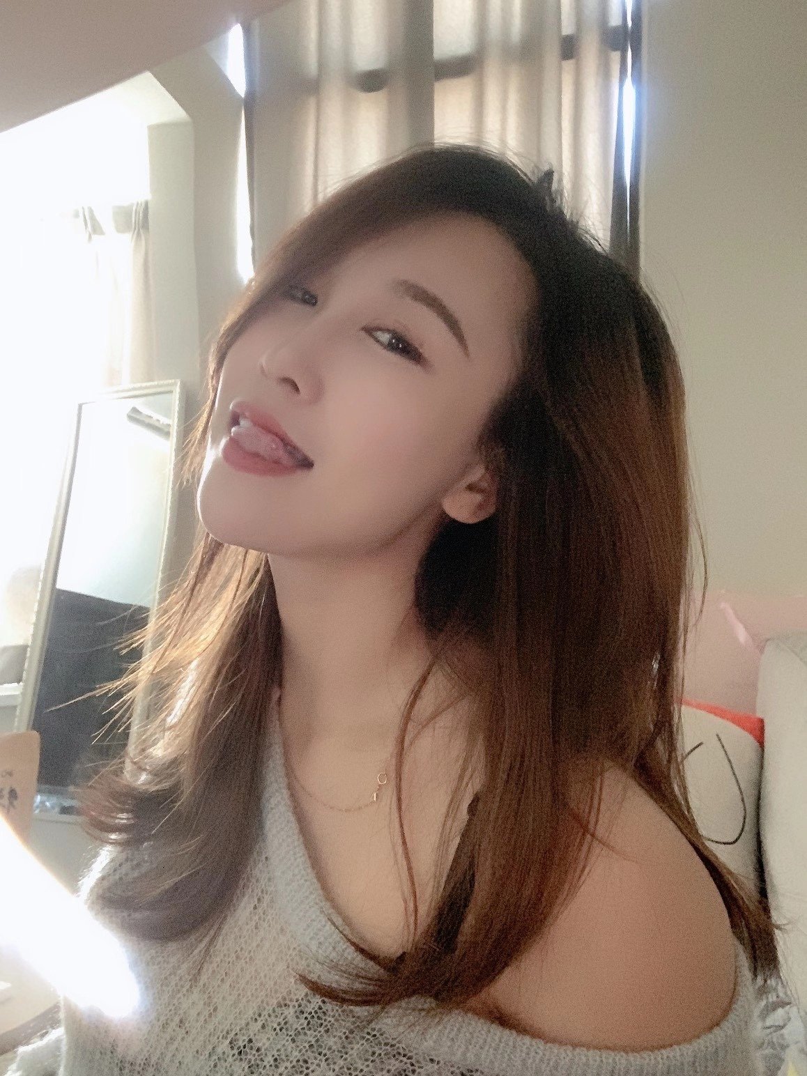 深圳龙华 丹妮